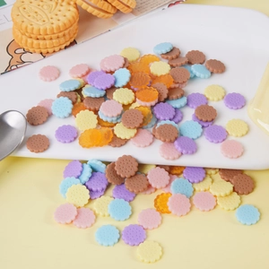 Mini hars koekjes voor DIY knutselen in kleurrijke macaron tinten met realistische textuur
