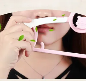 Pink bear-themed extendable baby hanger featuring neck protection and anti-slip grip
