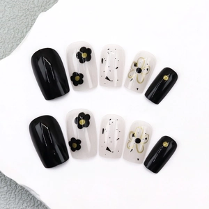 Press On Nails Black White Floral Pattern Short Square Artificial Nail Tips Gold Line Accents Sweet Cool Style For Women
