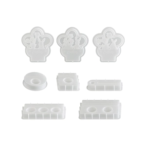 8-piece Easter rabbit and flower silicone mold set for DIY resin candle holders