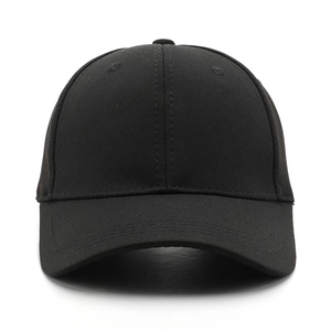 Classic plain black baseball cap for men and women with adjustable curved brim and six panels