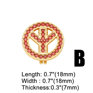 Makroaufnahme von 18 mm Goldanhänger mit roten Zirkonsteinen und Maßen