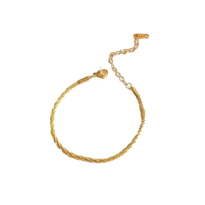 Glimmering 18K gold plated titanium steel chain bracelet with lobster clasp and extension