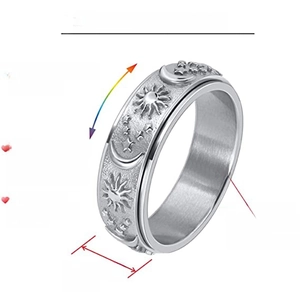 8mm spinner ring with moon and sun motifs in high-polished stainless steel