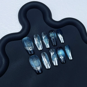 Faux Ongles à Coller Faits à la Main Galaxy Œil de Chat Mi-Long Bleu Foncé Paillettes Avec Design Métallique Argent pour Femme