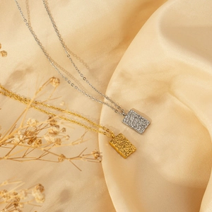 Stainless Steel Irregular Texture Rectangle Pendant Necklace For Women Gold Silver Minimalist Lava Pattern Fashion Jewelry Gift
