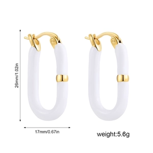 Detailed size chart showing dimensions 26mm by 17mm for gold and white U-shaped earrings
