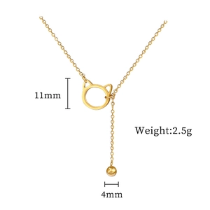 Detail of titanium steel cat ear necklace with gold plating and size measurements