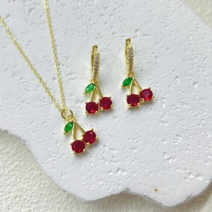 Süße Frucht Kirsche Erdbeere Schmuck Set Kupfer 18K Vergoldet Zirkon Emaille Halskette Ohrringe Frauen Geschenk