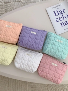 Heart Pattern Quilted Cotton Makeup Bag For Women Sweet Cosmetic Pouch Travel Storage Organizer Zipper Closure Lightweight