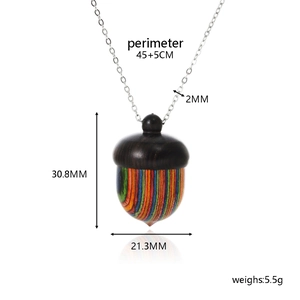 Detailed view of acorn pendant necklace with wooden texture and size specifications