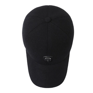 Men's winter baseball cap with fleece lining and metal logo in solid black wool