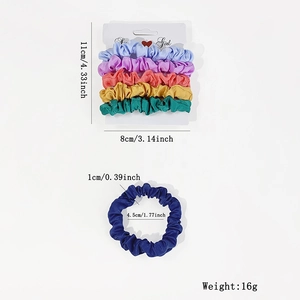 Detailed dimension guide showing 11cm width and 16g weight for satin scrunchie set