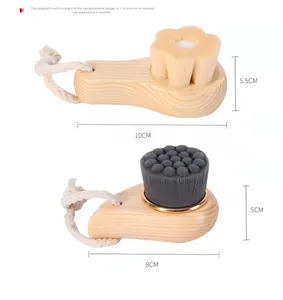 Detailed comparison of wooden facial brushes with different sizes and soft fiber bristles