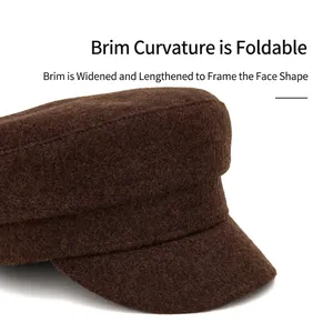 Casquette plate marron en cachemire avec bord large pliable pour affiner le visage