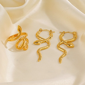 Stainless Steel Snake Jewelry Set Gold Plated Serpent Ring And Earrings Retro Fashion Women Statement Accessory