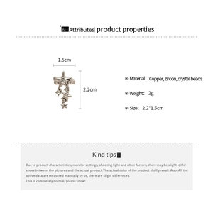 Détail de la bague d'oreille étoile en argent avec zircon et dimensions de 2,2*1,5 cm