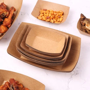 Brown kraft paper food boat trays in various sizes with fried chicken and snacks