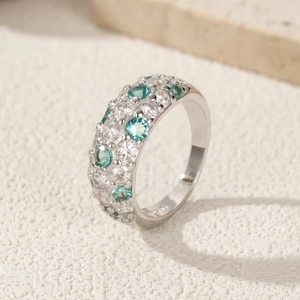 Luxuriöser S925 Sterlingsilber Ring mit paraiba-farbenen blaugrünen Edelsteinen und Kristallen