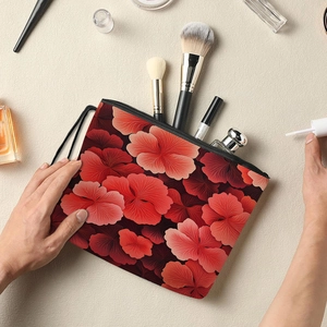 Trousse de maquillage artistique avec motif floral rouge et fermeture éclair pratique