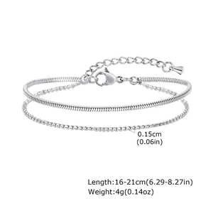 Dettaglio del bracciale a doppia catena in argento da 0.15 cm di larghezza e 16-21 cm di lunghezza