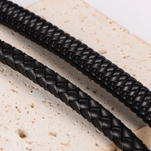 Handmade braided black leather wolf leopard bracelet with a creative Nordic Viking style