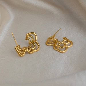 Chic 18K gold plated stainless steel triple layered wave earrings in abstract style