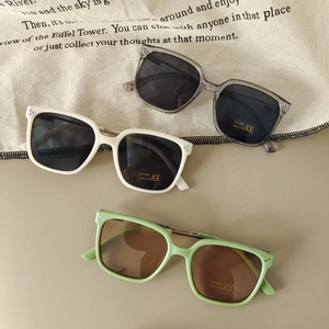 Kids square large frame sunglasses with UV400 protection in grey, white, and green colors