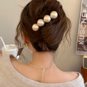 Elegant Large Artificial Pearl Hair Clip Metal Alloy Spring Barrette Korean Style Minimalist Hair Accessories For Women Hairpin