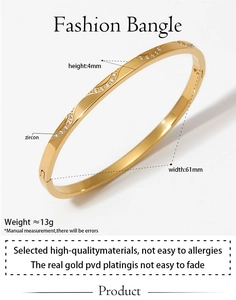 Detail showing wave-shaped gold zircon bracelet dimensions with 61mm width and 4mm thickness