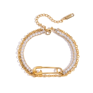 Bracelet Double Rang En Acier Inoxydable Plaqué Or 18 Carats Avec Zircone Cubique Et Pendentif Épingle À Nourrice