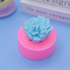 Floral silicone mold for DIY cakes and chocolates with 3D peony texture results