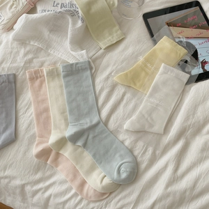 Breathable silk-touch cotton crew socks in pastel macaron colors for summer comfort