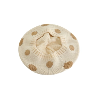 Chic cream knit beret for kids with brown polka dots and cozy ribbed edge design