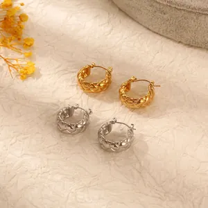 Chic 18K gold and silver plated geometric quilted earrings in retro stainless steel