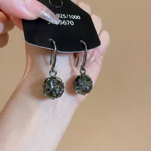 Boucles Oreilles Pendantes Cristal Vintage Avec Tige Argent 925 Enveloppé De Fil Couleur Gunmetal Gris Bijoux