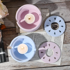 Matte Silikonform für DIY-Kerzenhalter und Räuchergefäße mit floralem Ausschnitt-Design