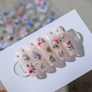 Blumen-Nagelaufkleber Set mit rosa Blüten und Kristallen auf transparentem Grund
