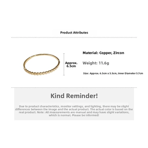 Détail du bracelet cœur en plaqué or 18k avec dimensions et incrustation de zircons
