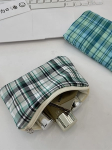 Trousse à cosmétiques classique en tissu à carreaux verts avec fermeture éclair