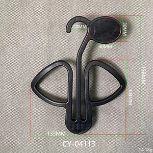 Schema tecnico del gancio nero per scarpe con dimensioni 158x133mm e peso di 14,18 grammi