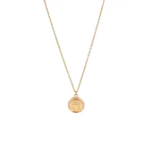Collana vintage con medaglia d'oro e ciondolo a gatto su catena semplice a maglia