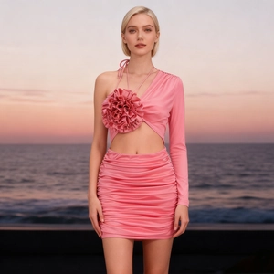 Robe Mini En Satin Froncée À Une Épaule Évidée Fleur 3D Moulante Sexy Fête Club Rose Chic Robe Asymétrique