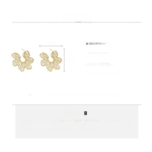 Detailed specs of gold hollow flower earrings with copper material and size measurements
