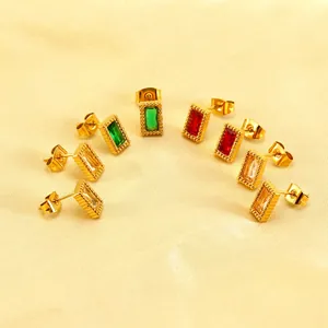 Boucles D'oreilles Puces Zircon Rectangulaires Acier Inoxydable Plaqué Or 18K Bord Perlé Style Vintage Femmes