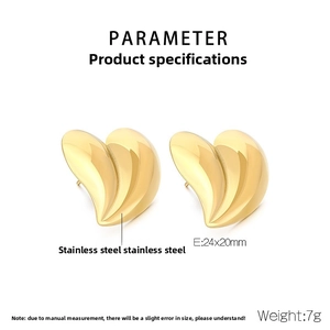 Detailed parameter display of irregular heart earrings in 18K gold stainless steel finish
