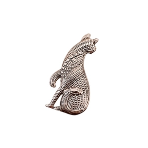 Artistic cat brooch in vintage silver metal finish with geometric engraved patterns