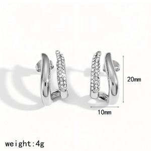 Detail view of silver C-shaped double layer earrings with zircon and dimensions