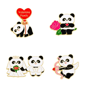 Set mit vier niedlichen Panda-Emaille-Anstecknadeln für Hochzeitsanzüge und Valentinstag