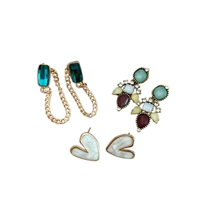 Three-pair vintage earring set featuring emerald resin, bohemian stones, and marble hearts